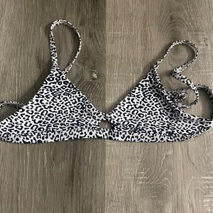 Shein cheetah print bikini top(adjustable)